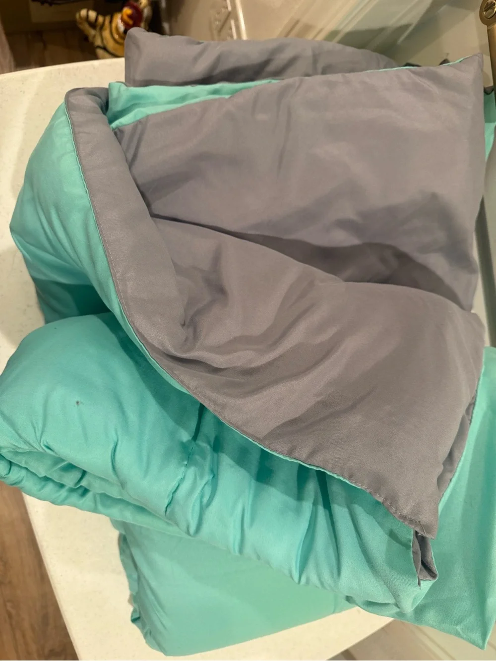 Aqua & Gray Reversible Twin Comforter ~ Excellent Condition